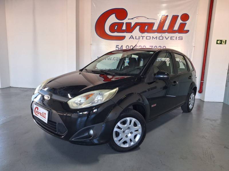 FORD - FIESTA - 2010/2011 - Preta - R$ 32.900,00