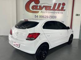 CHEVROLET - ONIX - 2014/2015 - Branca - R$ 48.900,00