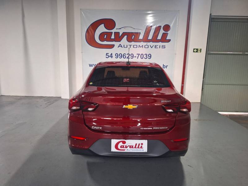 CHEVROLET - ONIX - 2019/2020 - Vermelha - R$ 78.900,00