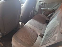 FIAT - PALIO - 2013/2014 - Vermelha - R$ 33.900,00