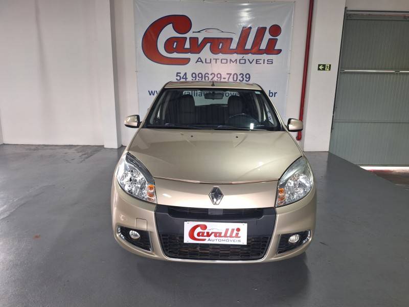 RENAULT - SANDERO - 2011/2012 - Bege - R$ 37.900,00
