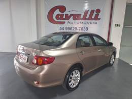 TOYOTA - COROLLA - 2010/2011 - Bege - R$ 66.900,00