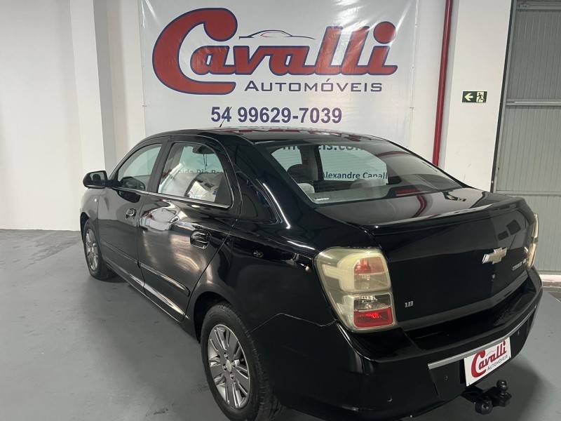 CHEVROLET - COBALT - 2013/2014 - Preta - R$ 44.900,00