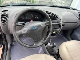 FORD - COURIER - 2005/2006 - Preta - R$ 29.900,00