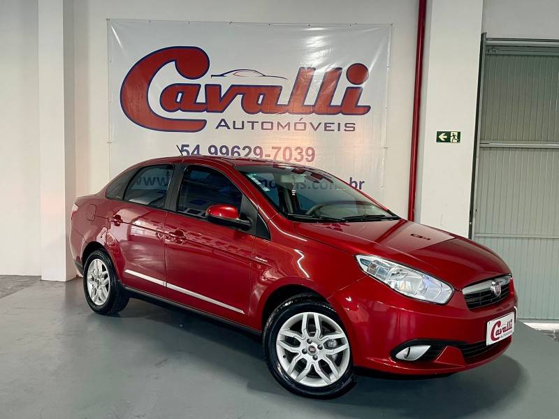 FIAT - GRAND SIENA - 2014/2015 - Vermelha - R$ 41.900,00