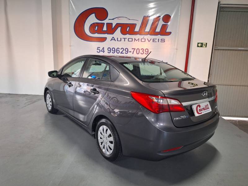HYUNDAI - HB20S - 2014/2015 - Cinza - R$ 54.900,00