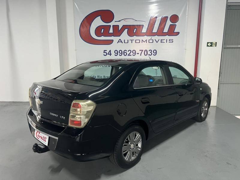 CHEVROLET - COBALT - 2013/2014 - Preta - R$ 44.900,00