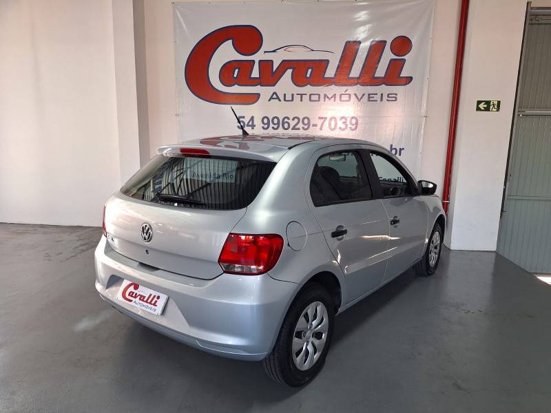 VOLKSWAGEN - GOL - 2014/2015 - Prata - R$ 37.900,00