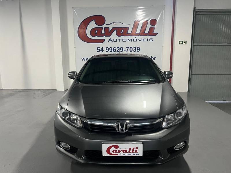 HONDA - CIVIC - 2013/2014 - Cinza - R$ 73.900,00