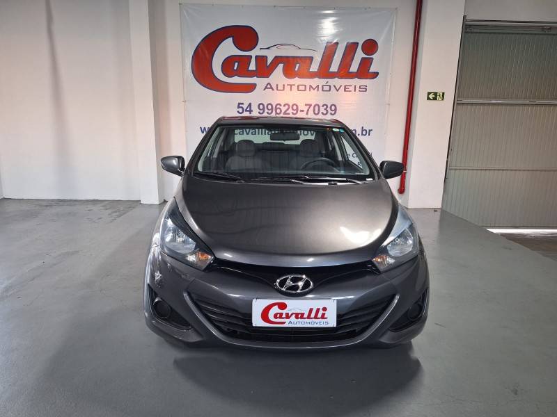HYUNDAI - HB20S - 2014/2015 - Cinza - R$ 54.900,00