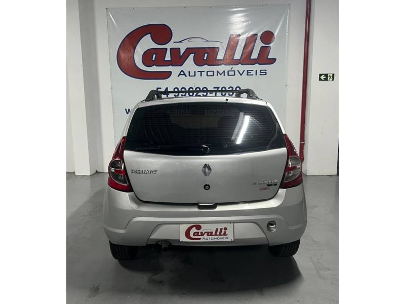 RENAULT - SANDERO - 2008/2009 - Prata - R$ 28.900,00