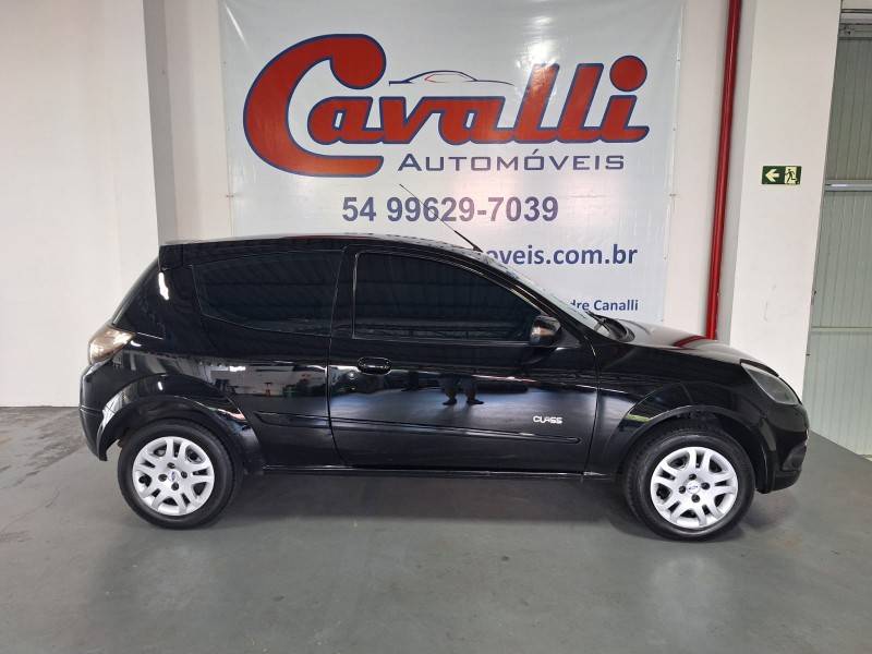 FORD - KA - 2011/2012 - Preta - R$ 24.900,00