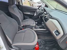 CHEVROLET - PRISMA - 2014/2015 - Branca - R$ 49.900,00