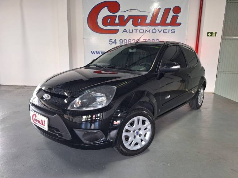 FORD - KA - 2011/2012 - Preta - R$ 24.900,00