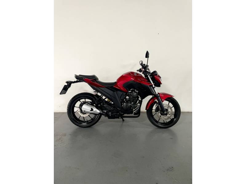 YAMAHA - FAZER - 2020/2020 - Vermelha - R$ 20.900,00