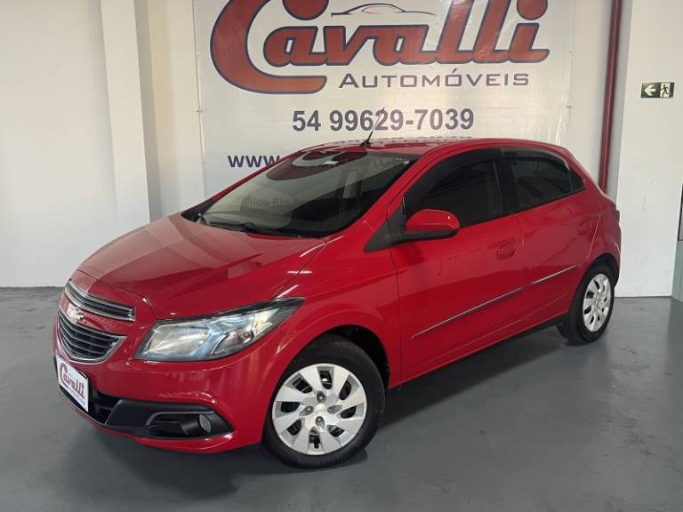 CHEVROLET - ONIX - 2012/2013 - Vermelha - R$ 44.900,00