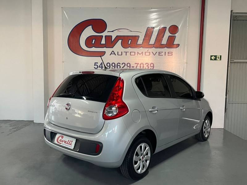 FIAT - PALIO - 2014/2014 - Prata - R$ 38.900,00