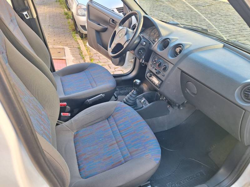 CHEVROLET - CELTA - 2008/2009 - Branca - R$ 23.900,00