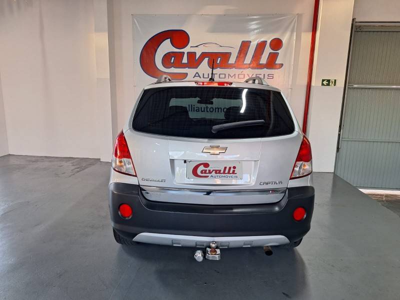 CHEVROLET - CAPTIVA - 2011/2011 - Prata - R$ 43.900,00